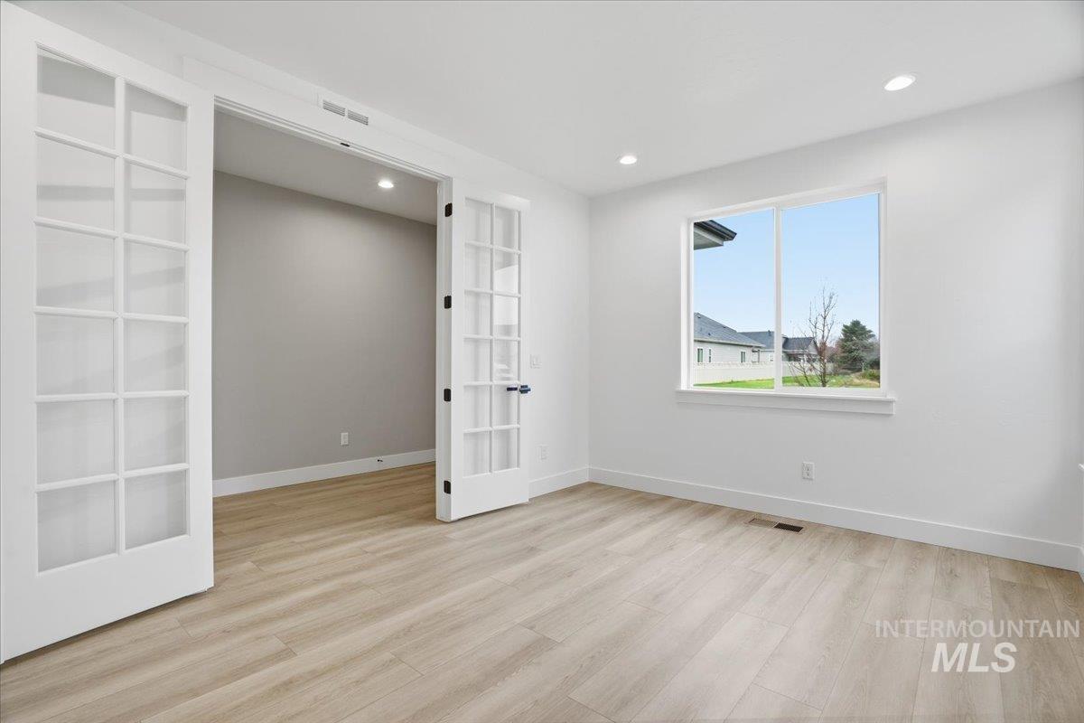 6117 N Torva Ave, Meridian, Idaho 83646, 4 Bedrooms, 2.5 Bathrooms, Residential For Sale, Price $674,990,MLS 98969359