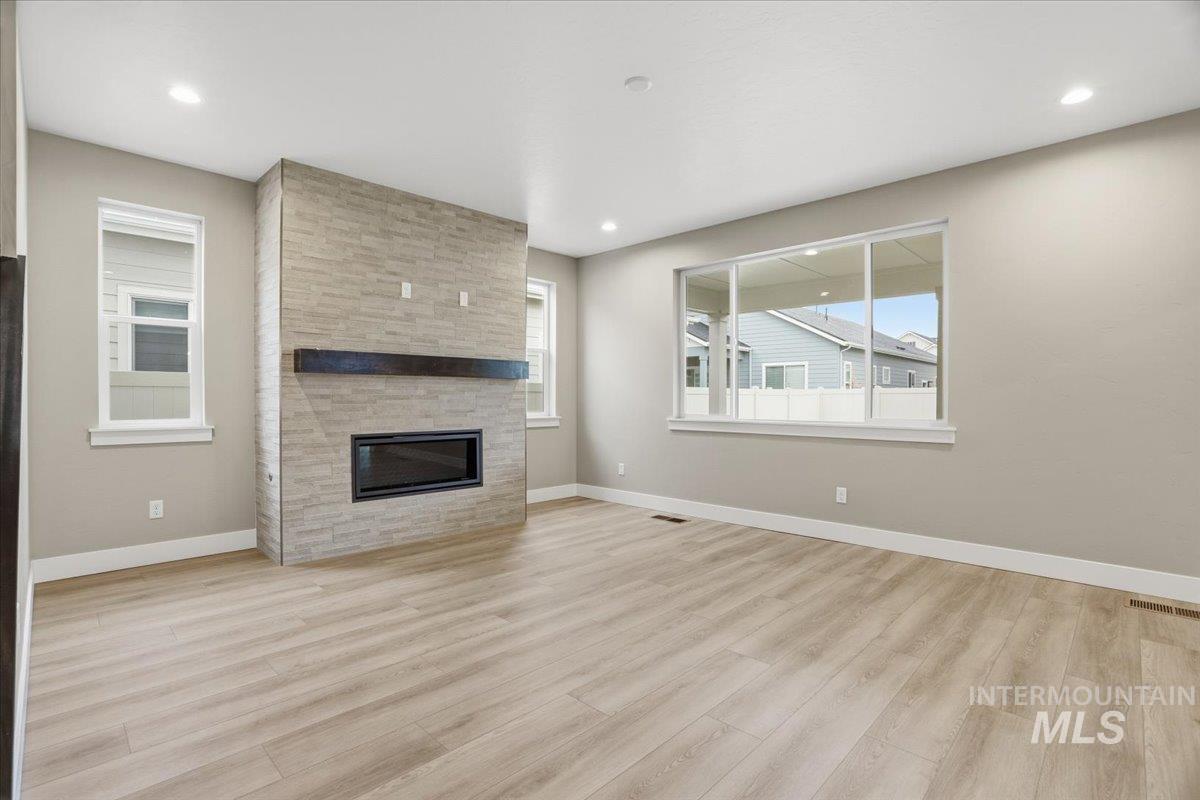 6117 N Torva Ave, Meridian, Idaho 83646, 4 Bedrooms, 2.5 Bathrooms, Residential For Sale, Price $674,990,MLS 98969359