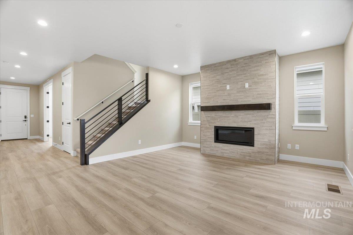 6117 N Torva Ave, Meridian, Idaho 83646, 4 Bedrooms, 2.5 Bathrooms, Residential For Sale, Price $674,990,MLS 98969359