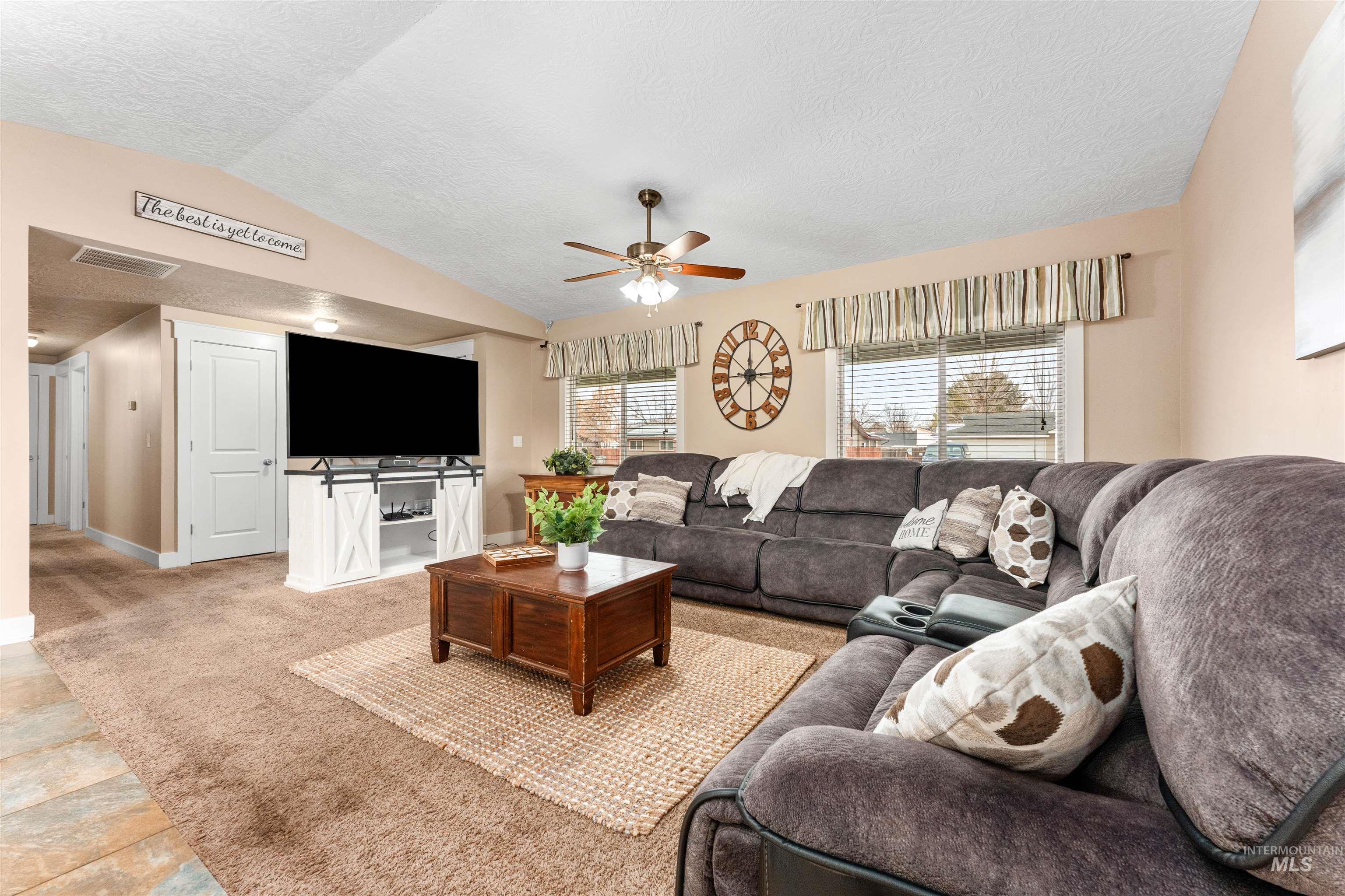 10099 W Sagramore Ave., Boise, Idaho 83704, 3 Bedrooms, 2 Bathrooms, Residential For Sale, Price $379,900,MLS 98969360