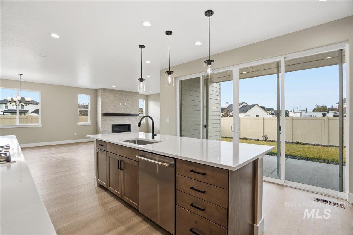 6050 N Torva Ave, Meridian, Idaho 83646, 4 Bedrooms, 2.5 Bathrooms, Residential For Sale, Price $689,990,MLS 98969362