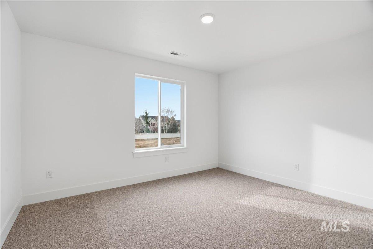 6050 N Torva Ave, Meridian, Idaho 83646, 4 Bedrooms, 2.5 Bathrooms, Residential For Sale, Price $689,990,MLS 98969362