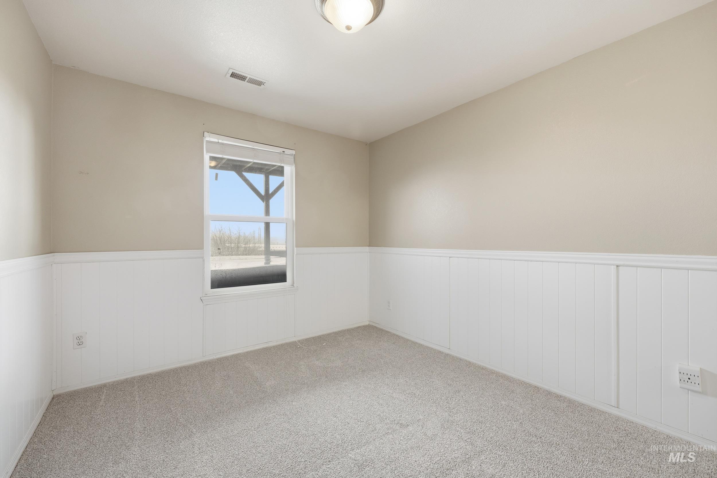 2750 E. Eastgate, Boise, Idaho 83706, 2 Bedrooms, 1.5 Bathrooms, Residential For Sale, Price $370,000,MLS 98969363