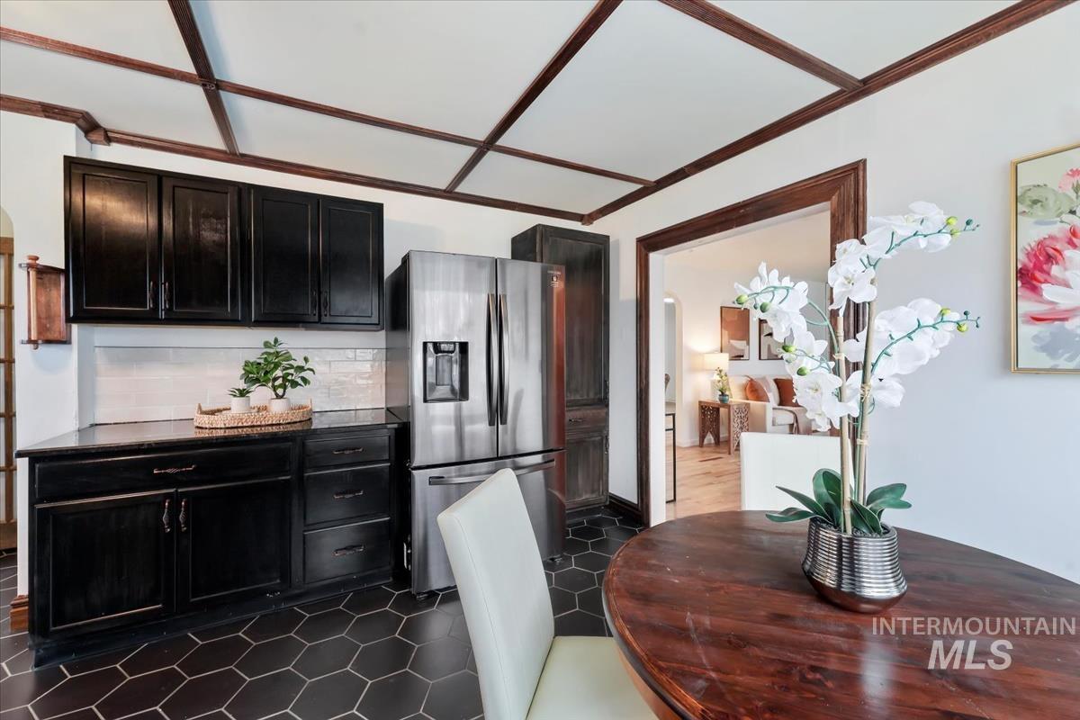 2090 N Washington Ave, Emmett, Idaho 83617, 2 Bedrooms, 1 Bathroom, Residential For Sale, Price $368,000,MLS 98969364