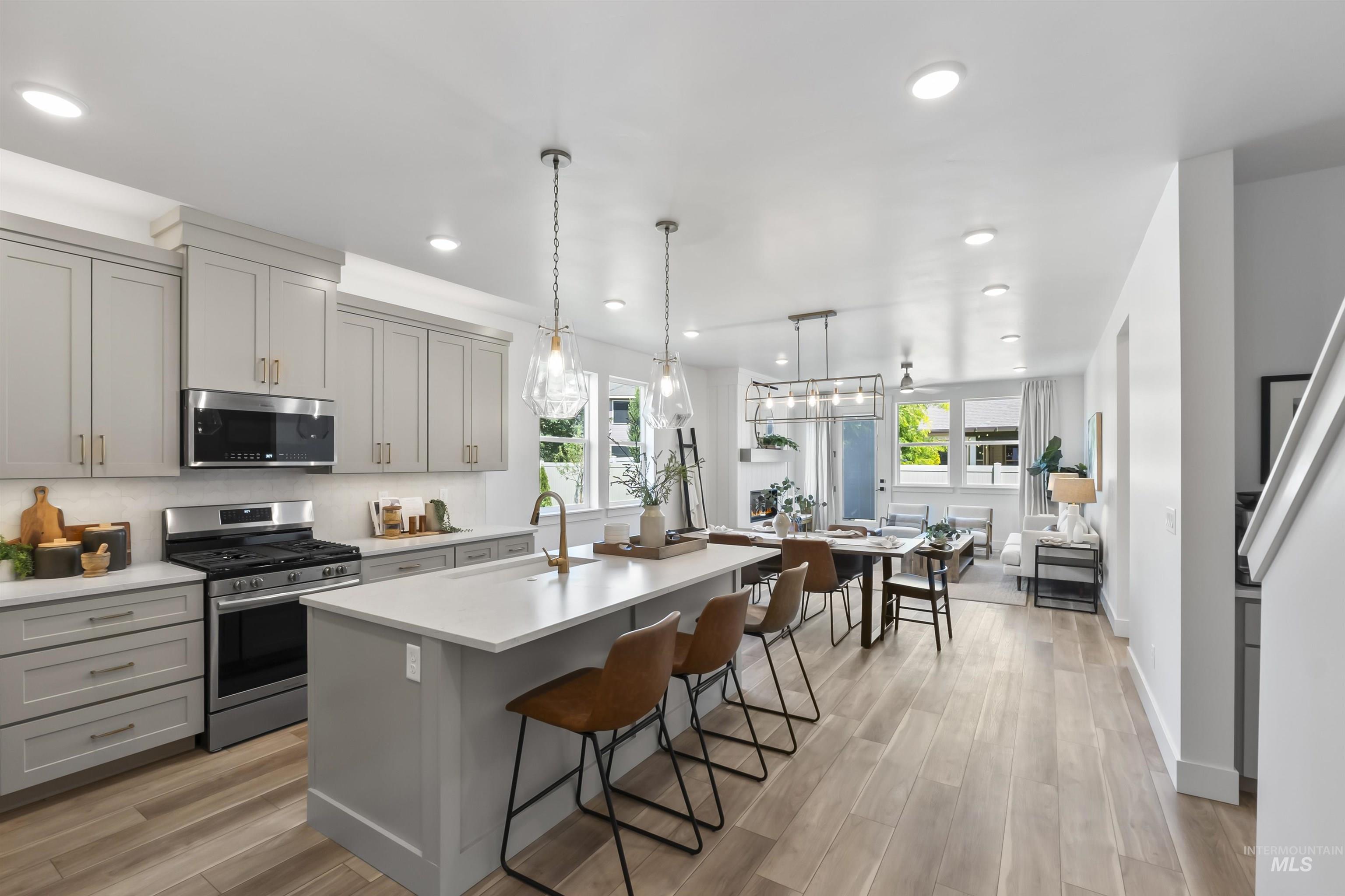 252 S Turner Ave., Star, Idaho 83669, 3 Bedrooms, 2.5 Bathrooms, Residential For Sale, Price $538,990,MLS 98969366