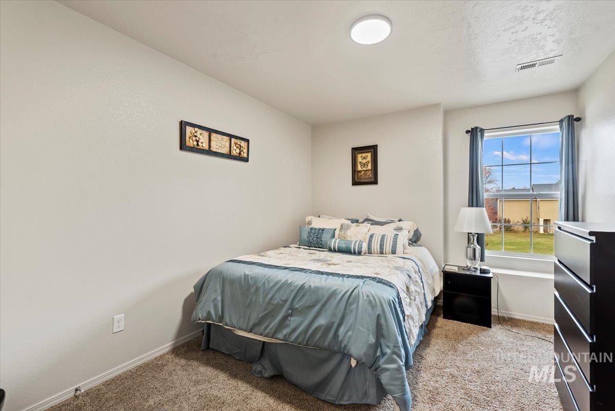 1028 N Star Bright Ln, Star, Idaho 83669, 4 Bedrooms, 2.5 Bathrooms, Residential For Sale, Price $579,900,MLS 98969367