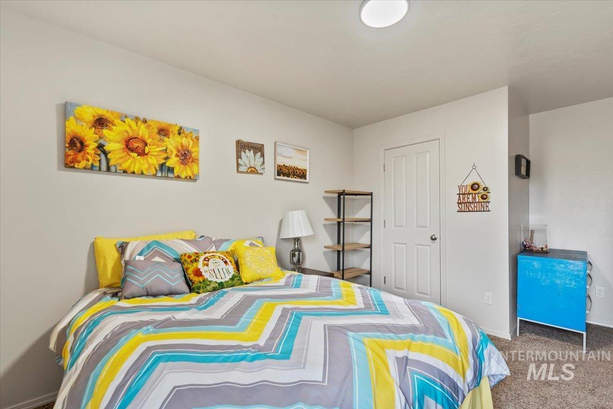 1028 N Star Bright Ln, Star, Idaho 83669, 4 Bedrooms, 2.5 Bathrooms, Residential For Sale, Price $579,900,MLS 98969367