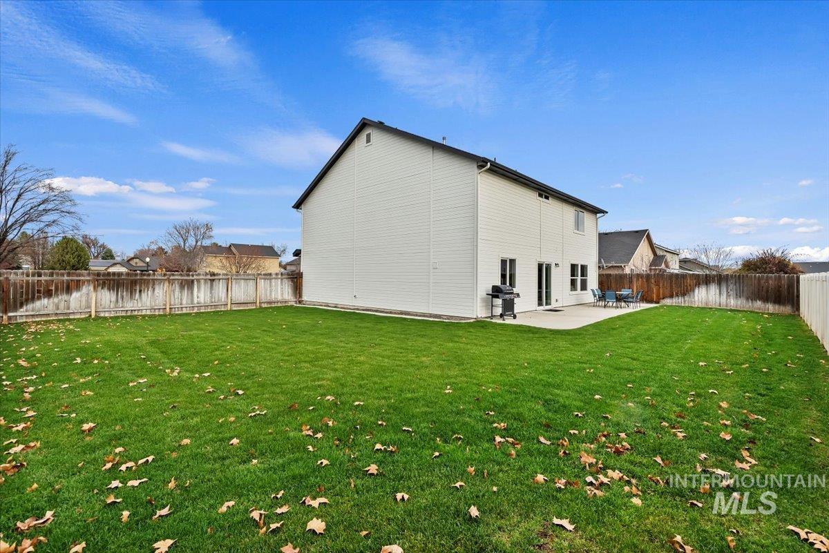 1028 N Star Bright Ln, Star, Idaho 83669, 4 Bedrooms, 2.5 Bathrooms, Residential For Sale, Price $579,900,MLS 98969367