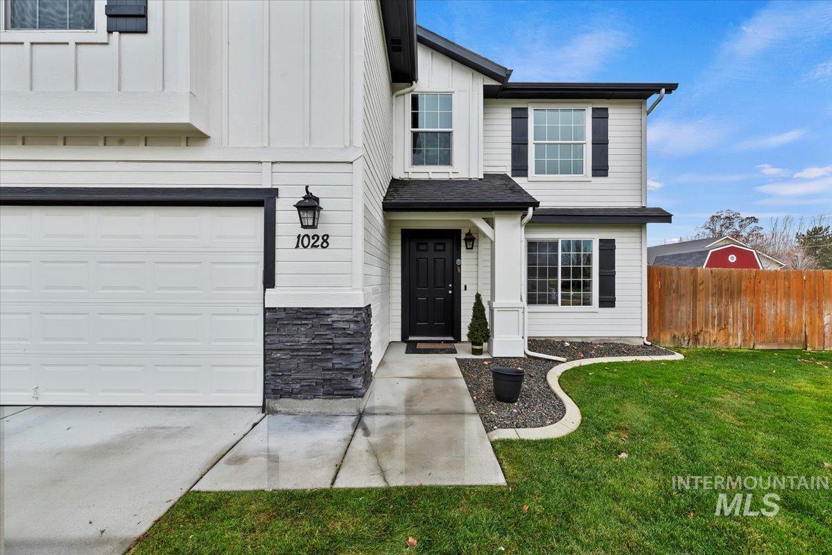 1028 N Star Bright Ln, Star, Idaho 83669, 4 Bedrooms, 2.5 Bathrooms, Residential For Sale, Price $579,900,MLS 98969367