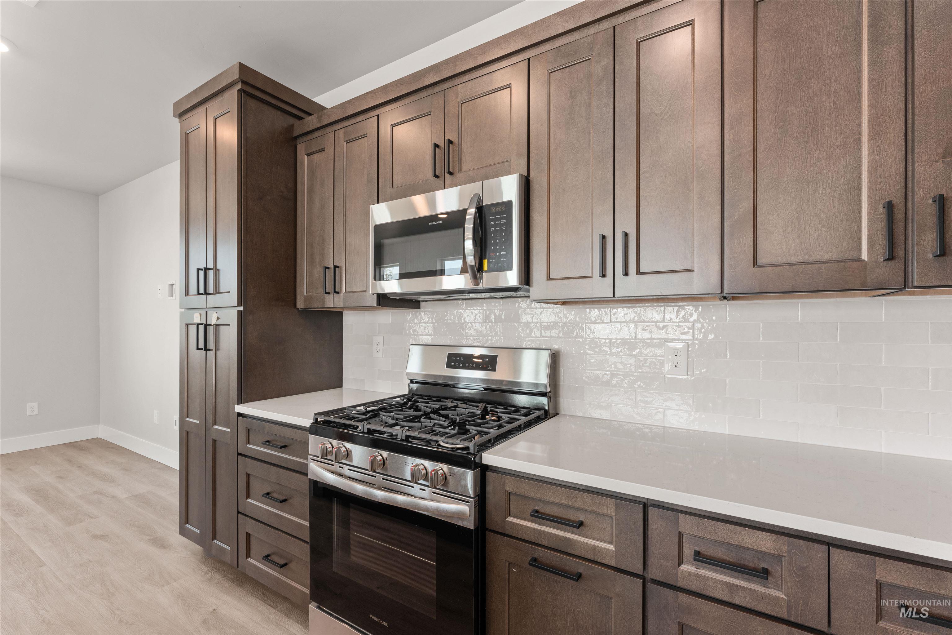 152 S Koyukuk Ln, Star, Idaho 83669, 4 Bedrooms, 3 Bathrooms, Residential For Sale, Price $429,990,MLS 98969371