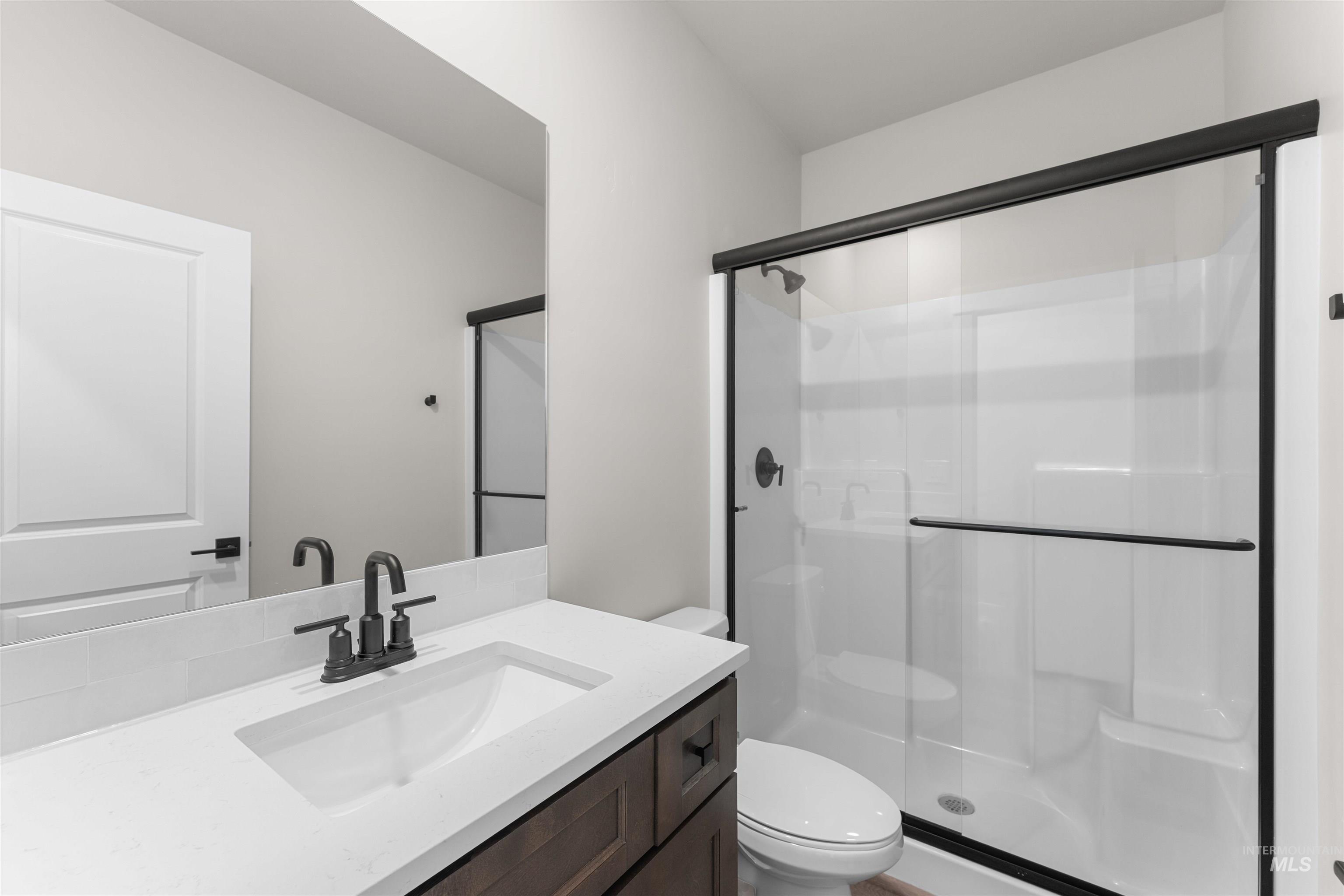 152 S Koyukuk Ln, Star, Idaho 83669, 4 Bedrooms, 3 Bathrooms, Residential For Sale, Price $429,990,MLS 98969371