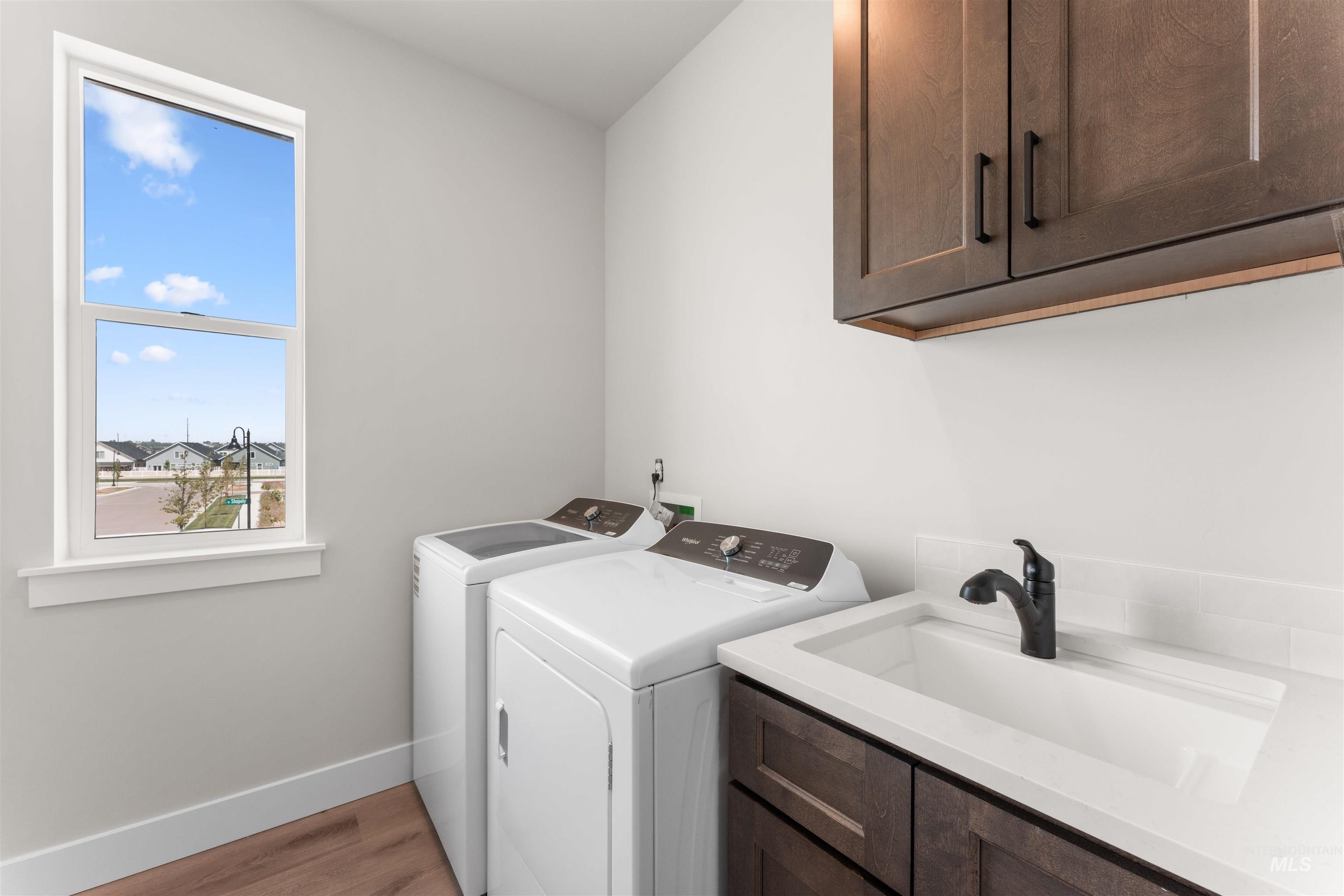 152 S Koyukuk Ln, Star, Idaho 83669, 4 Bedrooms, 3 Bathrooms, Residential For Sale, Price $429,990,MLS 98969371