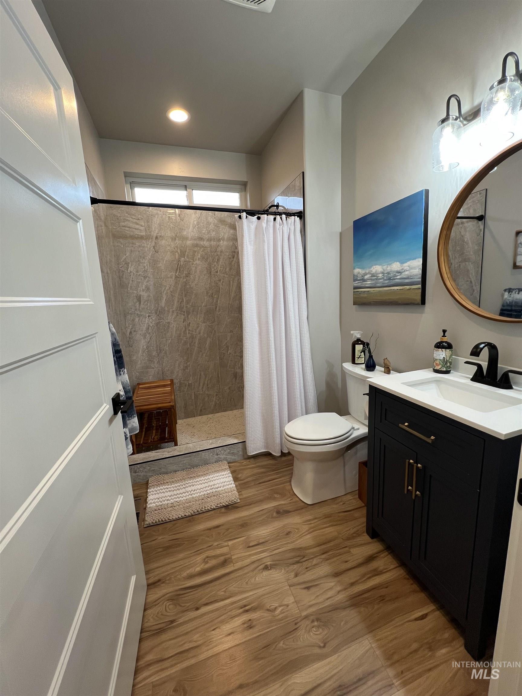 2624 S 950 E., Hagerman, Idaho 83332, 3 Bedrooms, 2 Bathrooms, Residential For Sale, Price $639,500,MLS 98969372