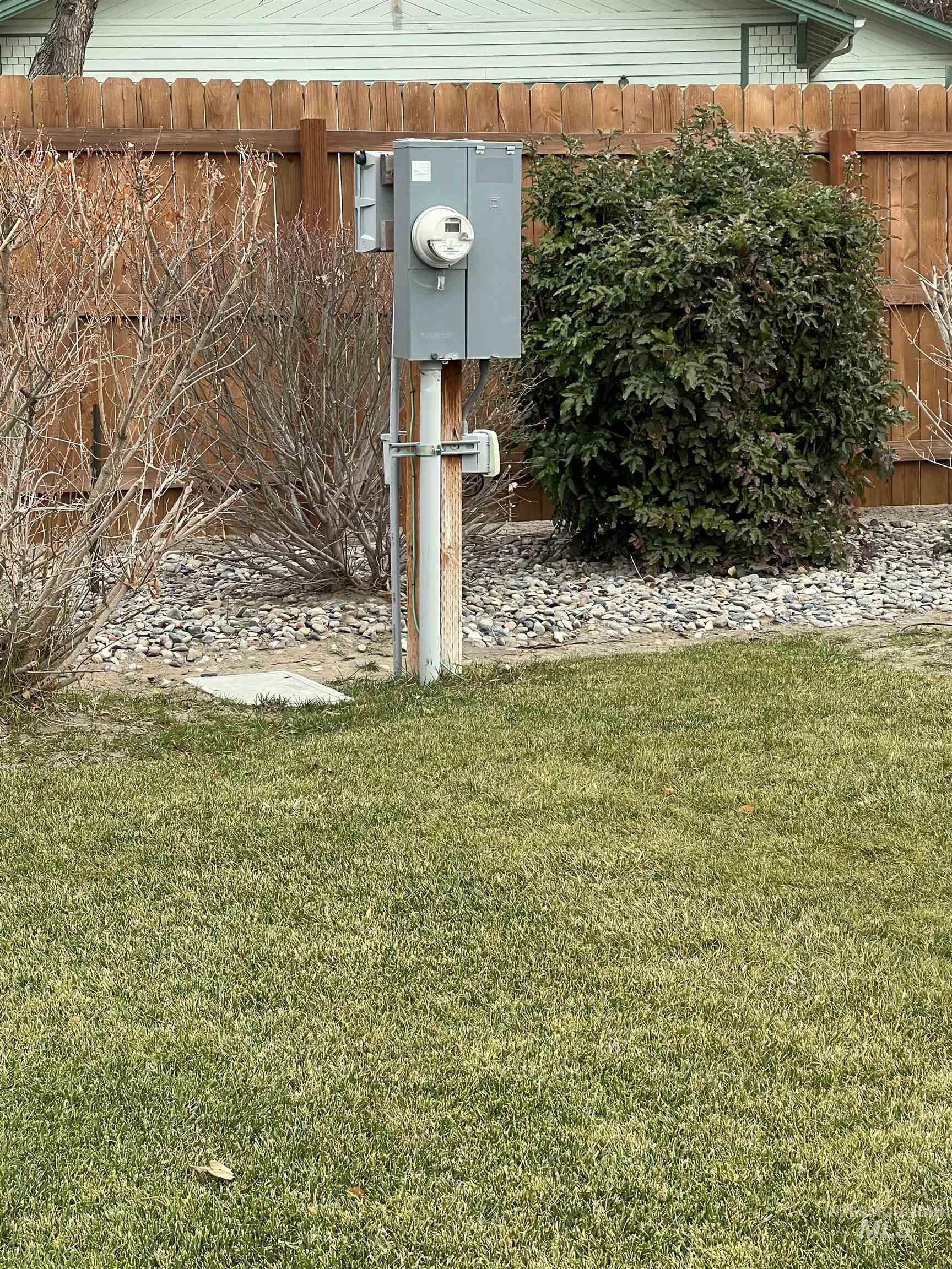 2624 S 950 E., Hagerman, Idaho 83332, 3 Bedrooms, 2 Bathrooms, Residential For Sale, Price $639,500,MLS 98969372