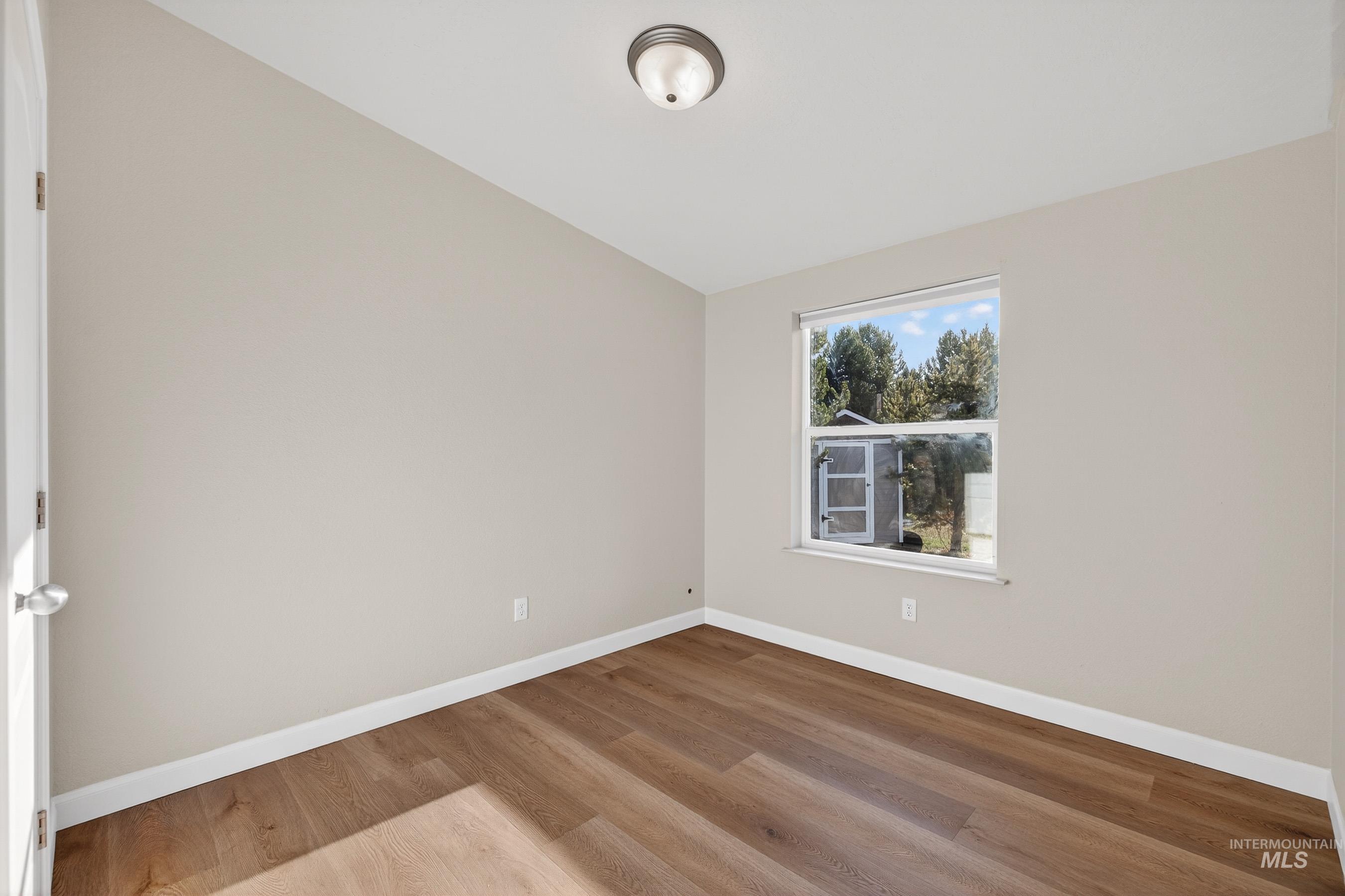 13091 Hillhouse Loop, Donnelly, Idaho 83615, 3 Bedrooms, 2 Bathrooms, Residential For Sale, Price $495,000,MLS 98969373