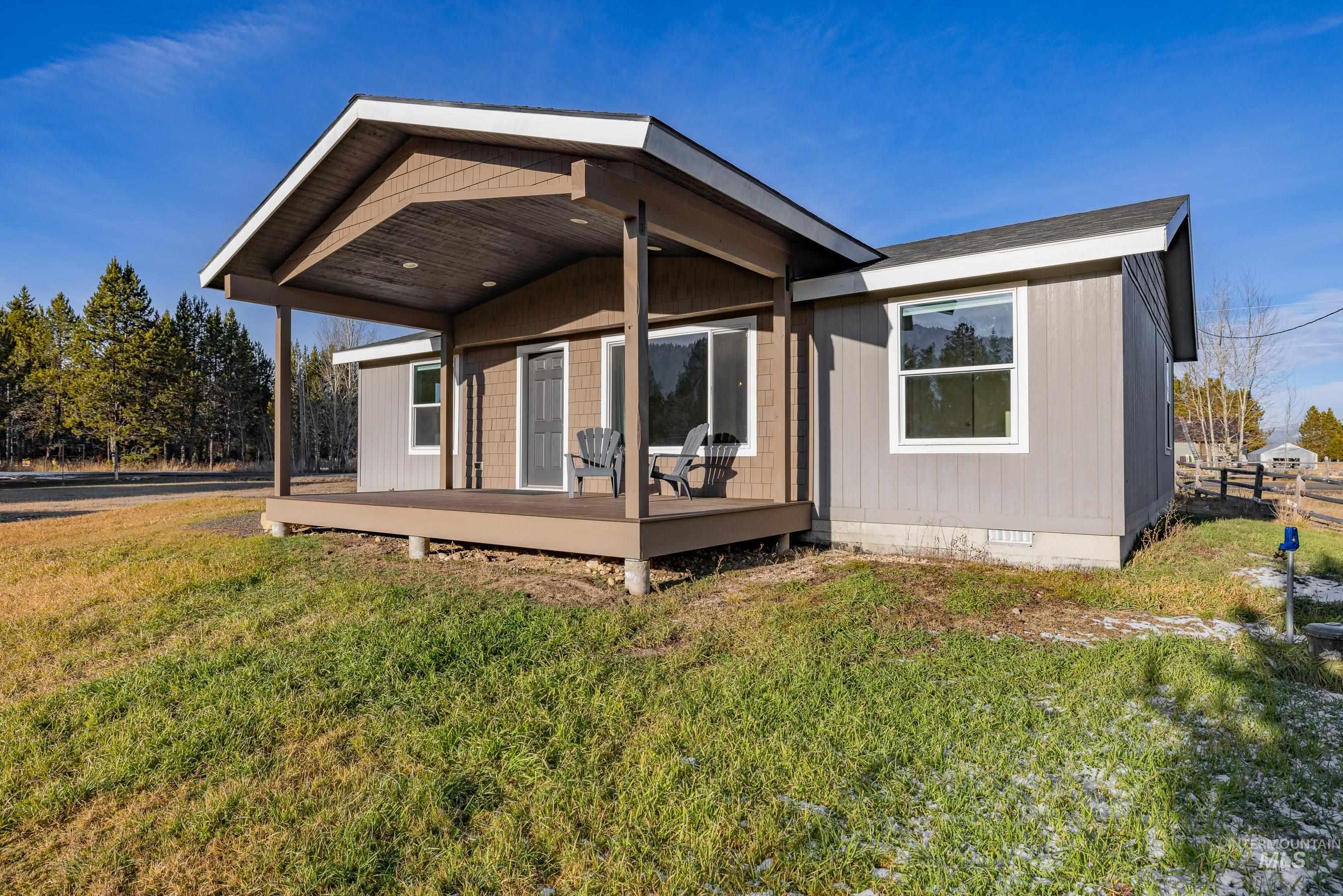 13091 Hillhouse Loop, Donnelly, Idaho 83615, 3 Bedrooms, 2 Bathrooms, Residential For Sale, Price $495,000,MLS 98969373