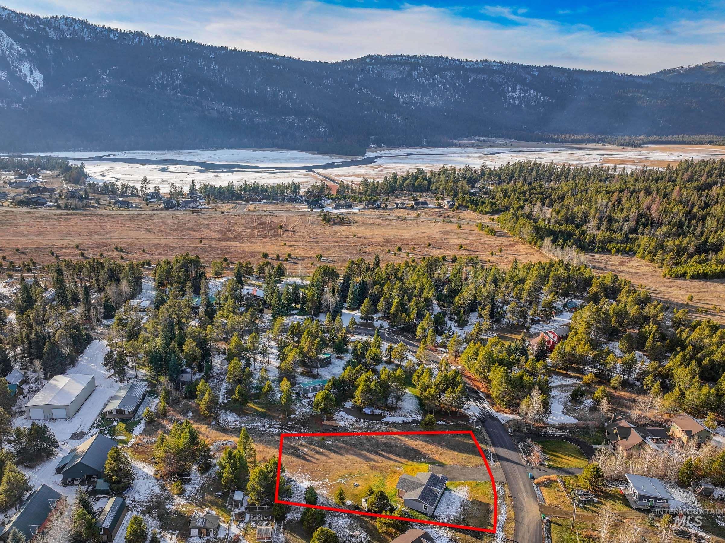 13091 Hillhouse Loop, Donnelly, Idaho 83615, 3 Bedrooms, 2 Bathrooms, Residential For Sale, Price $495,000,MLS 98969373