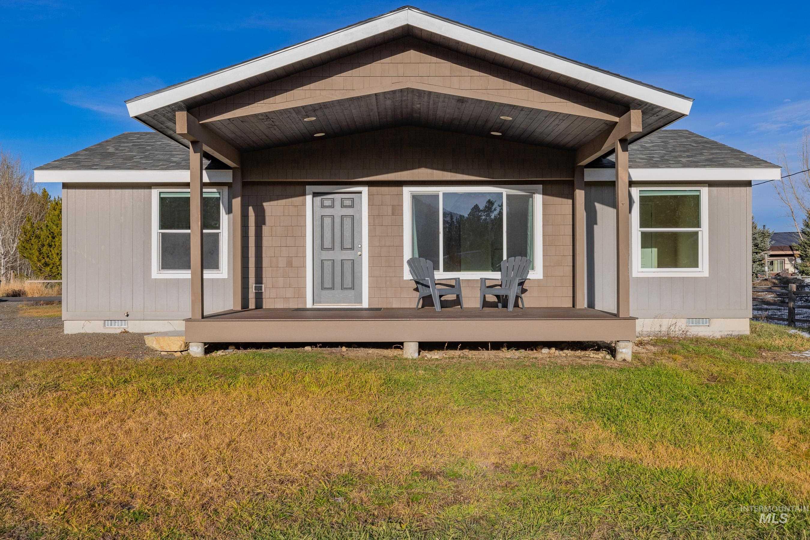 13091 Hillhouse Loop, Donnelly, Idaho 83615, 3 Bedrooms, 2 Bathrooms, Residential For Sale, Price $495,000,MLS 98969373