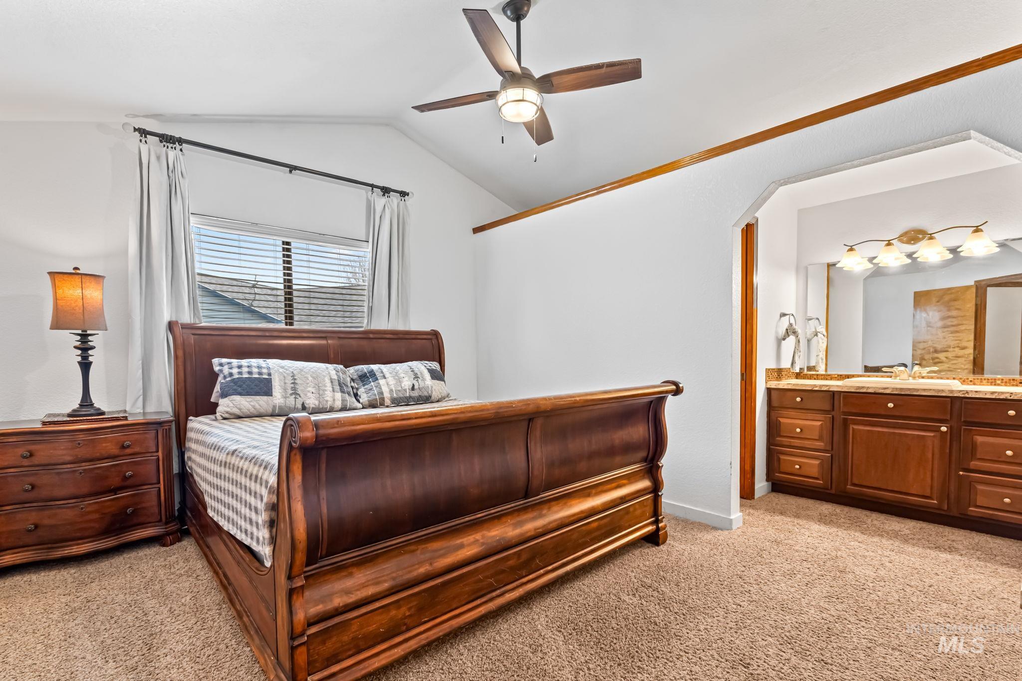 934 N Iris, Boise, Idaho 83704, 3 Bedrooms, 2 Bathrooms, Residential For Sale, Price $465,000,MLS 98969375