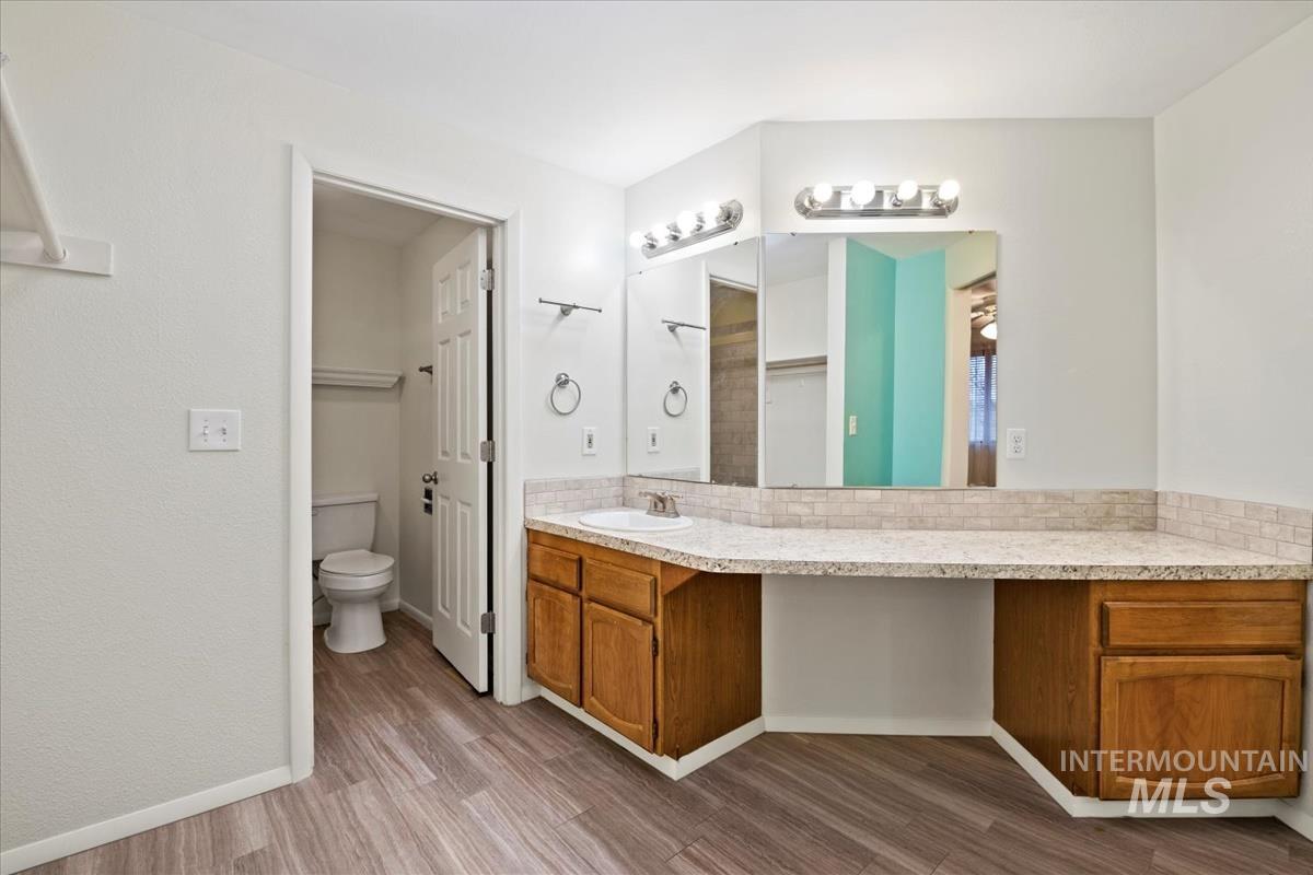 9495-9497 W Edna Street, Boise, Idaho 83704, 3 Bedrooms, 2.5 Bathrooms, Residential Income For Sale, Price $665,000, 98969377