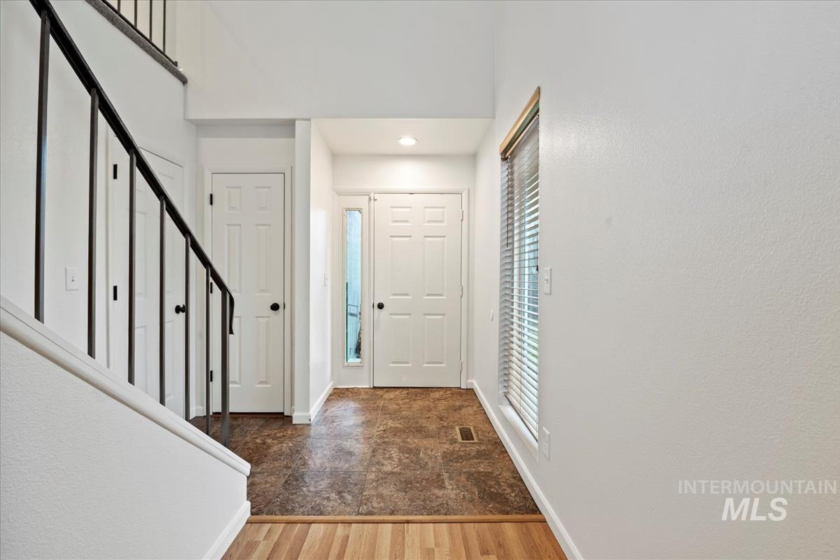 9495-9497 W Edna Street, Boise, Idaho 83704, 3 Bedrooms, 2.5 Bathrooms, Residential Income For Sale, Price $665,000, 98969377