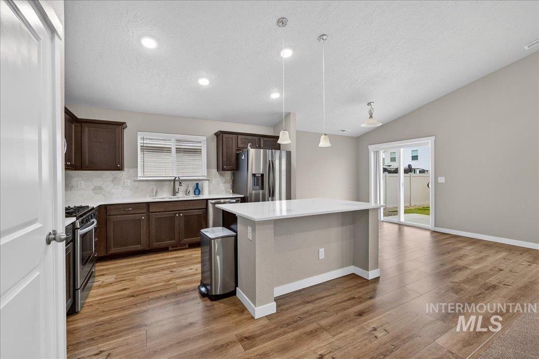 11398 W Belgrave, Nampa, Idaho 83651, 3 Bedrooms, 2 Bathrooms, Residential For Sale, Price $419,999,MLS 98969378