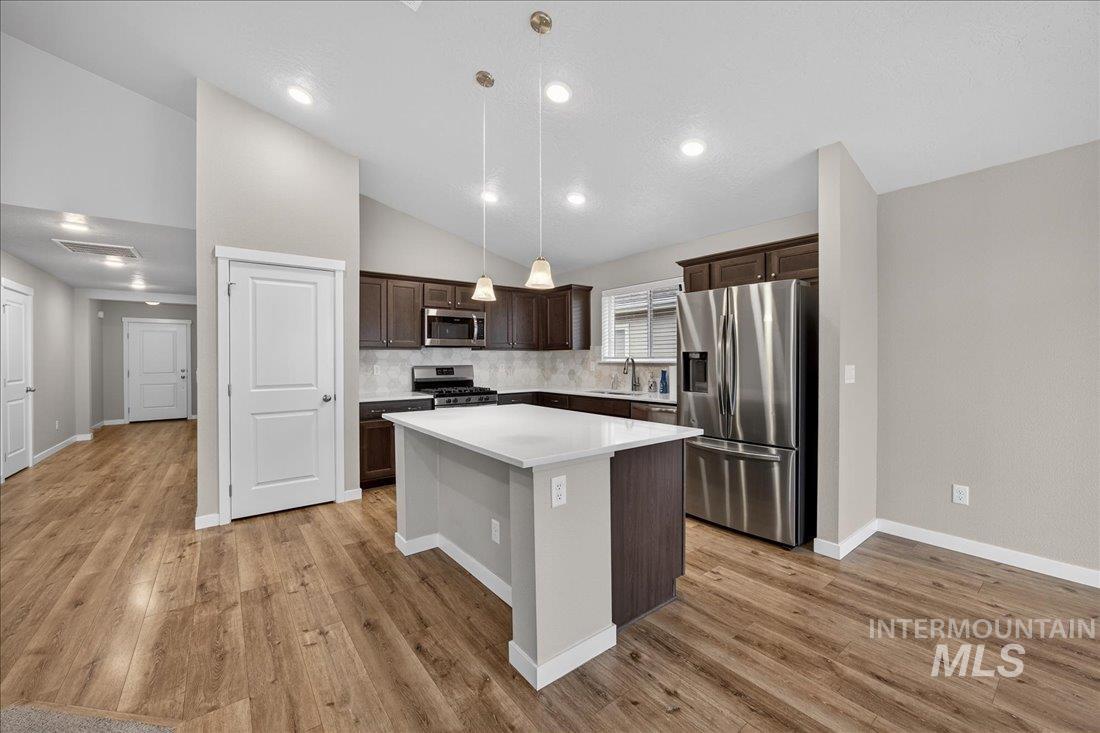 11398 W Belgrave, Nampa, Idaho 83651, 3 Bedrooms, 2 Bathrooms, Residential For Sale, Price $419,999,MLS 98969378