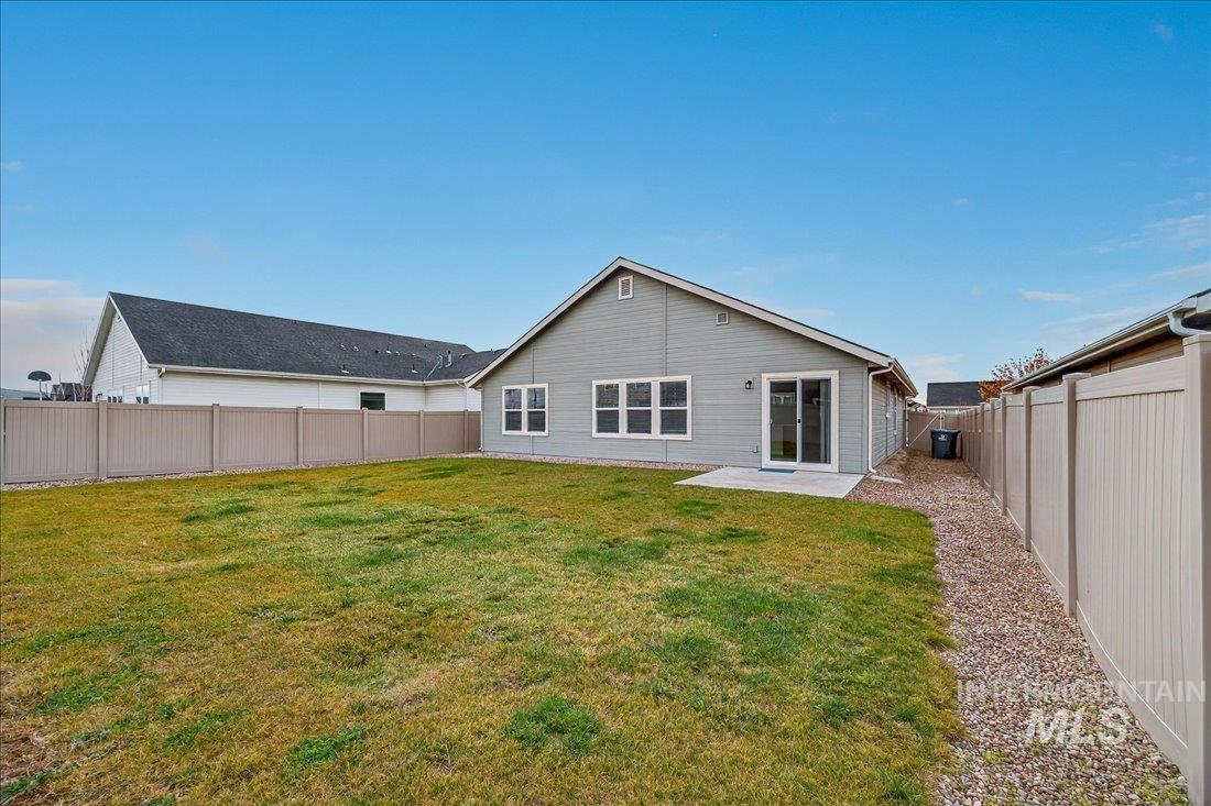 11398 W Belgrave, Nampa, Idaho 83651, 3 Bedrooms, 2 Bathrooms, Residential For Sale, Price $419,999,MLS 98969378