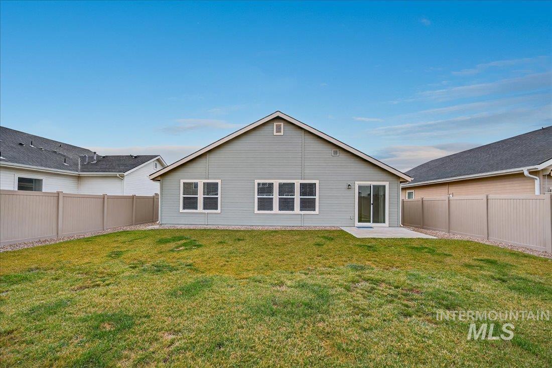 11398 W Belgrave, Nampa, Idaho 83651, 3 Bedrooms, 2 Bathrooms, Residential For Sale, Price $419,999,MLS 98969378