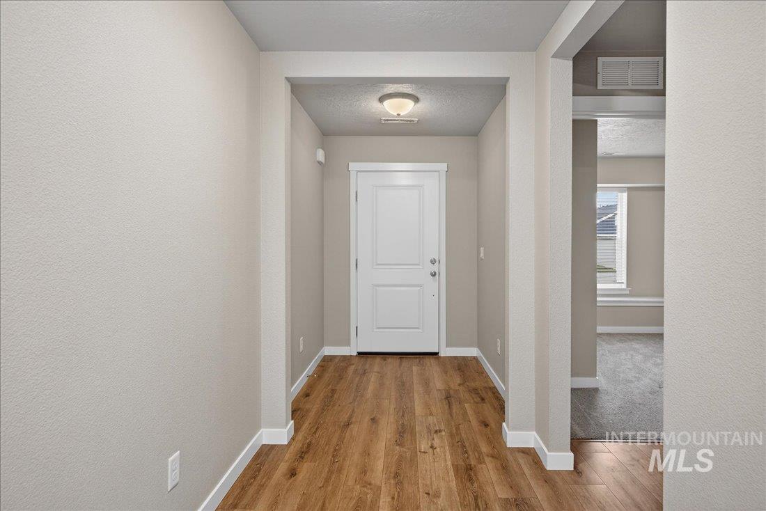 11398 W Belgrave, Nampa, Idaho 83651, 3 Bedrooms, 2 Bathrooms, Residential For Sale, Price $419,999,MLS 98969378