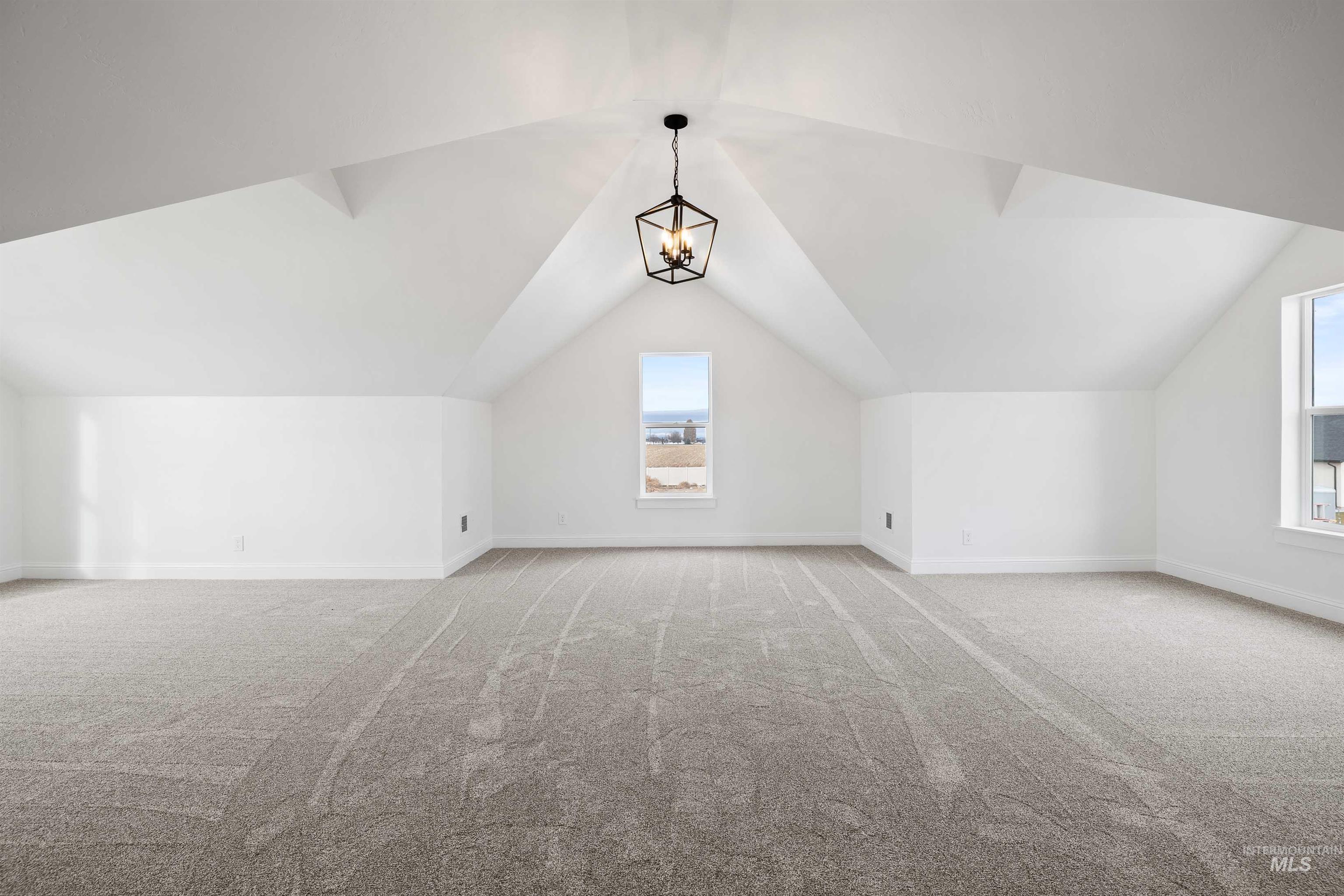 564 Moonstone Road, Kimberly, Idaho 83341, 3 Bedrooms, 2.5 Bathrooms, Residential For Sale, Price $569,900,MLS 98969379