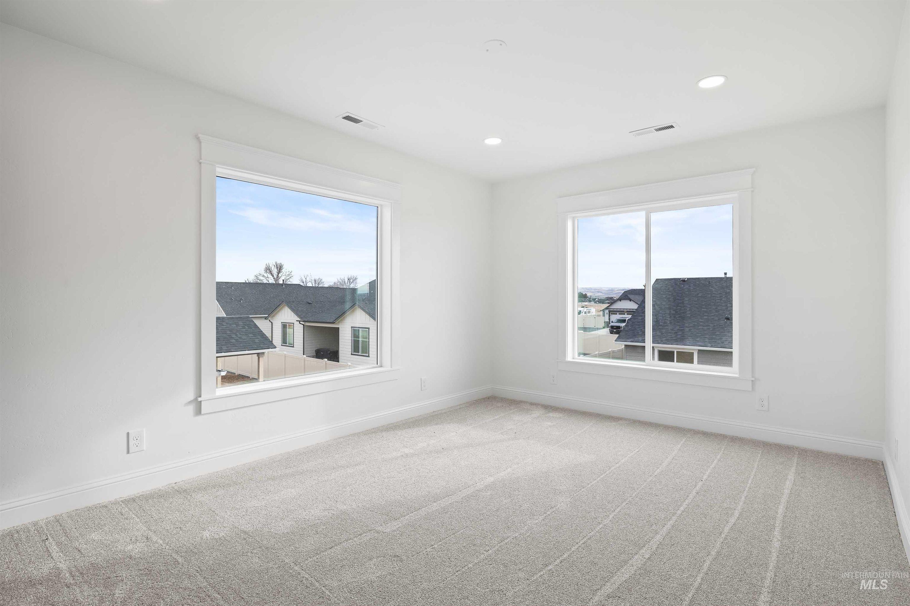 564 Moonstone Road, Kimberly, Idaho 83341, 3 Bedrooms, 2.5 Bathrooms, Residential For Sale, Price $569,900,MLS 98969379