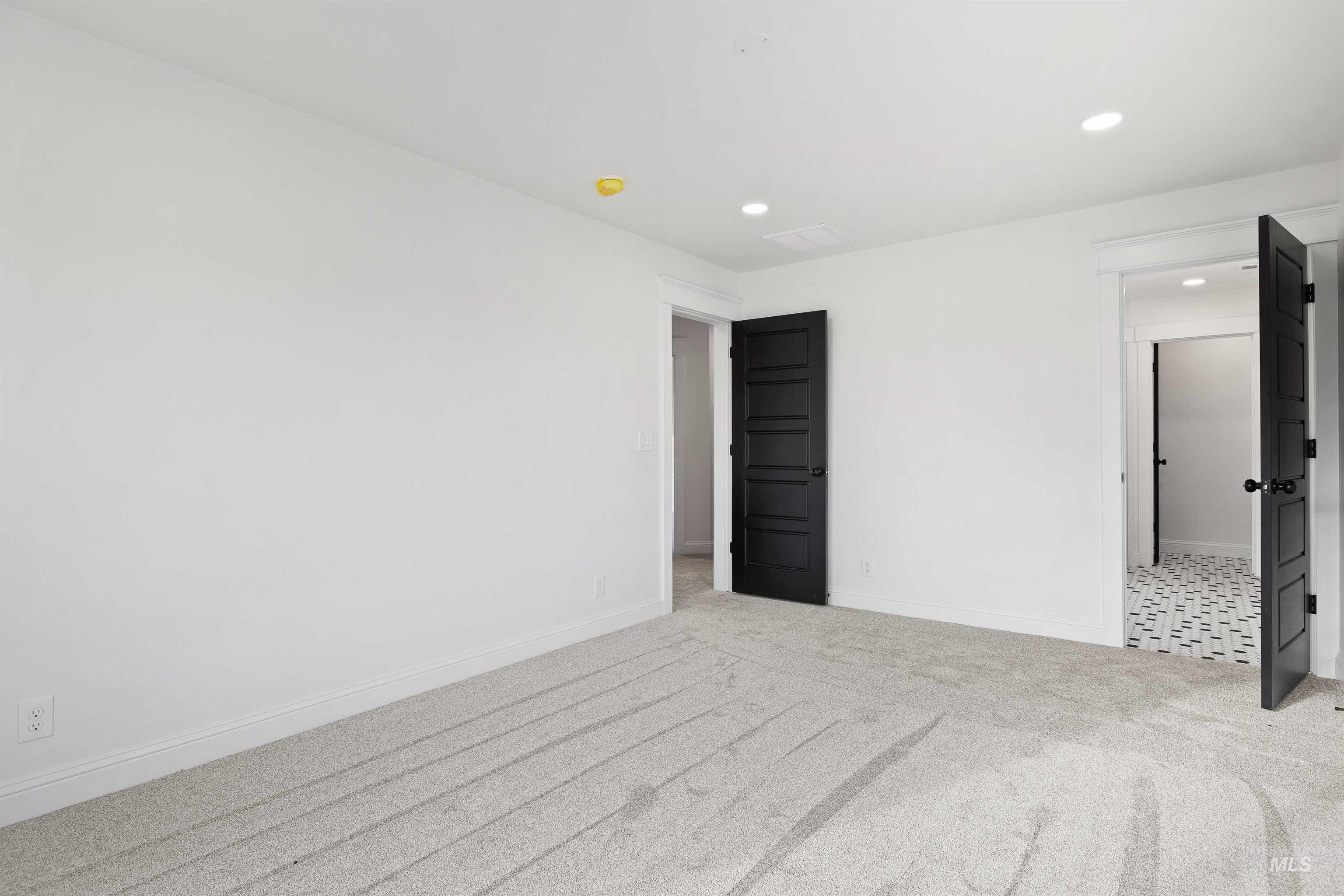 564 Moonstone Road, Kimberly, Idaho 83341, 3 Bedrooms, 2.5 Bathrooms, Residential For Sale, Price $569,900,MLS 98969379