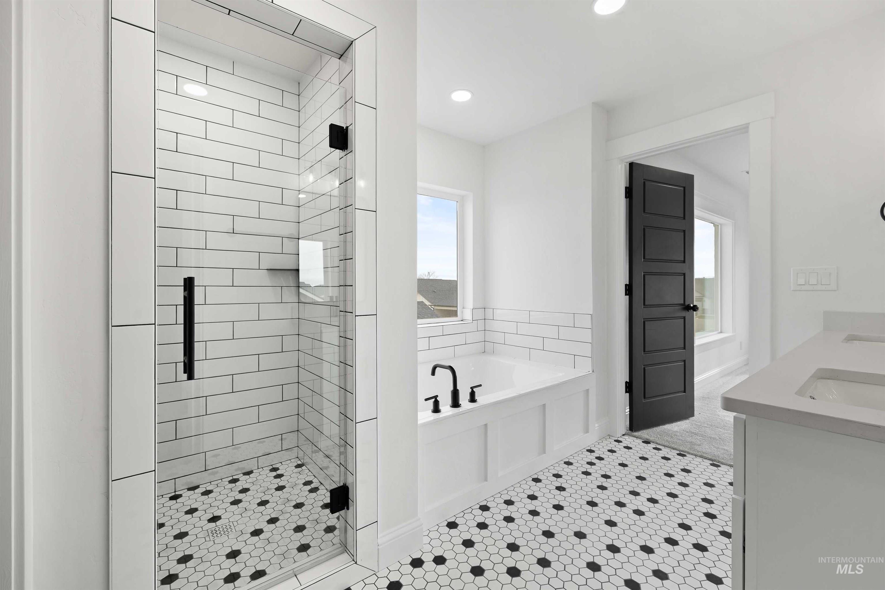 564 Moonstone Road, Kimberly, Idaho 83341, 3 Bedrooms, 2.5 Bathrooms, Residential For Sale, Price $569,900,MLS 98969379