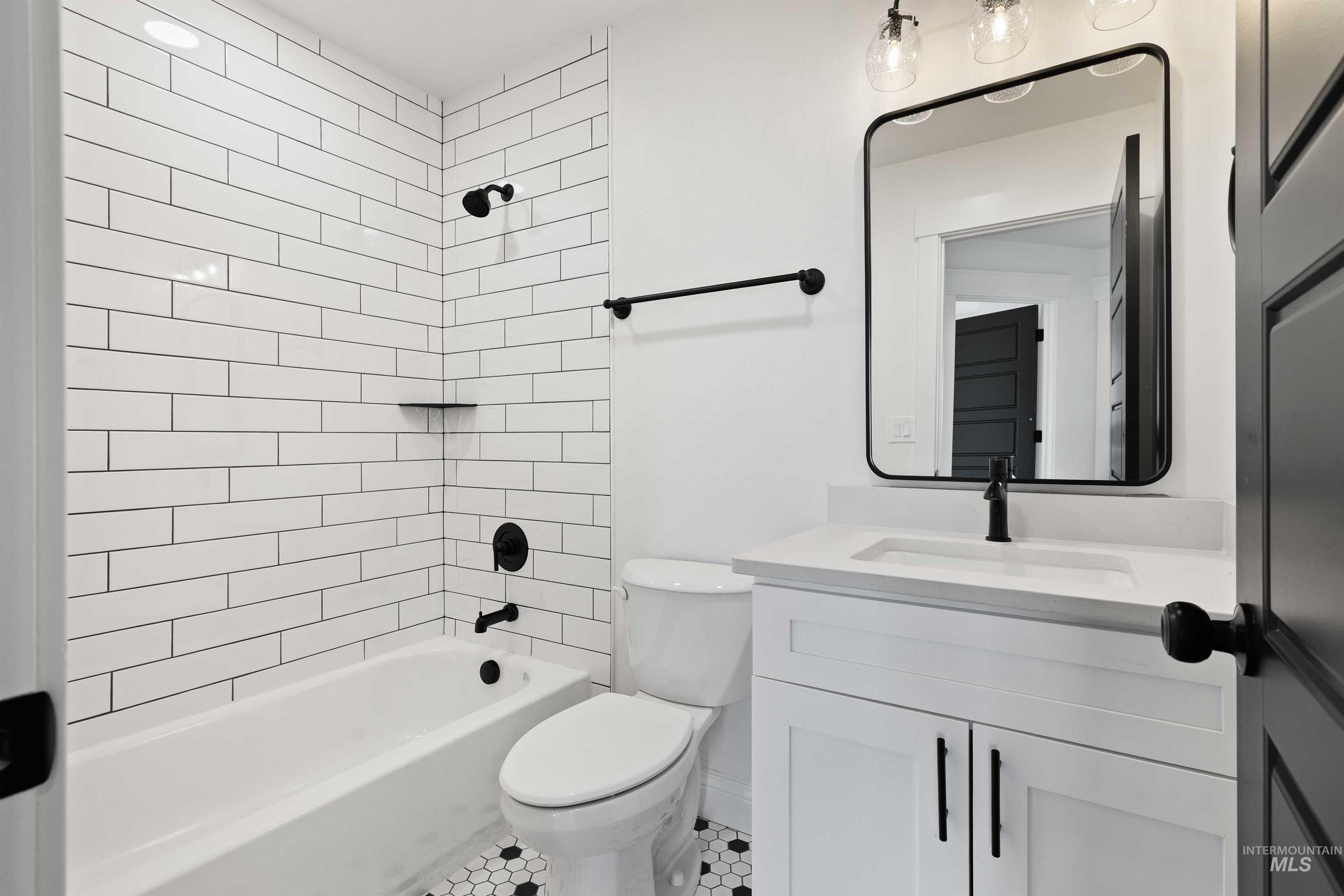 564 Moonstone Road, Kimberly, Idaho 83341, 3 Bedrooms, 2.5 Bathrooms, Residential For Sale, Price $569,900,MLS 98969379