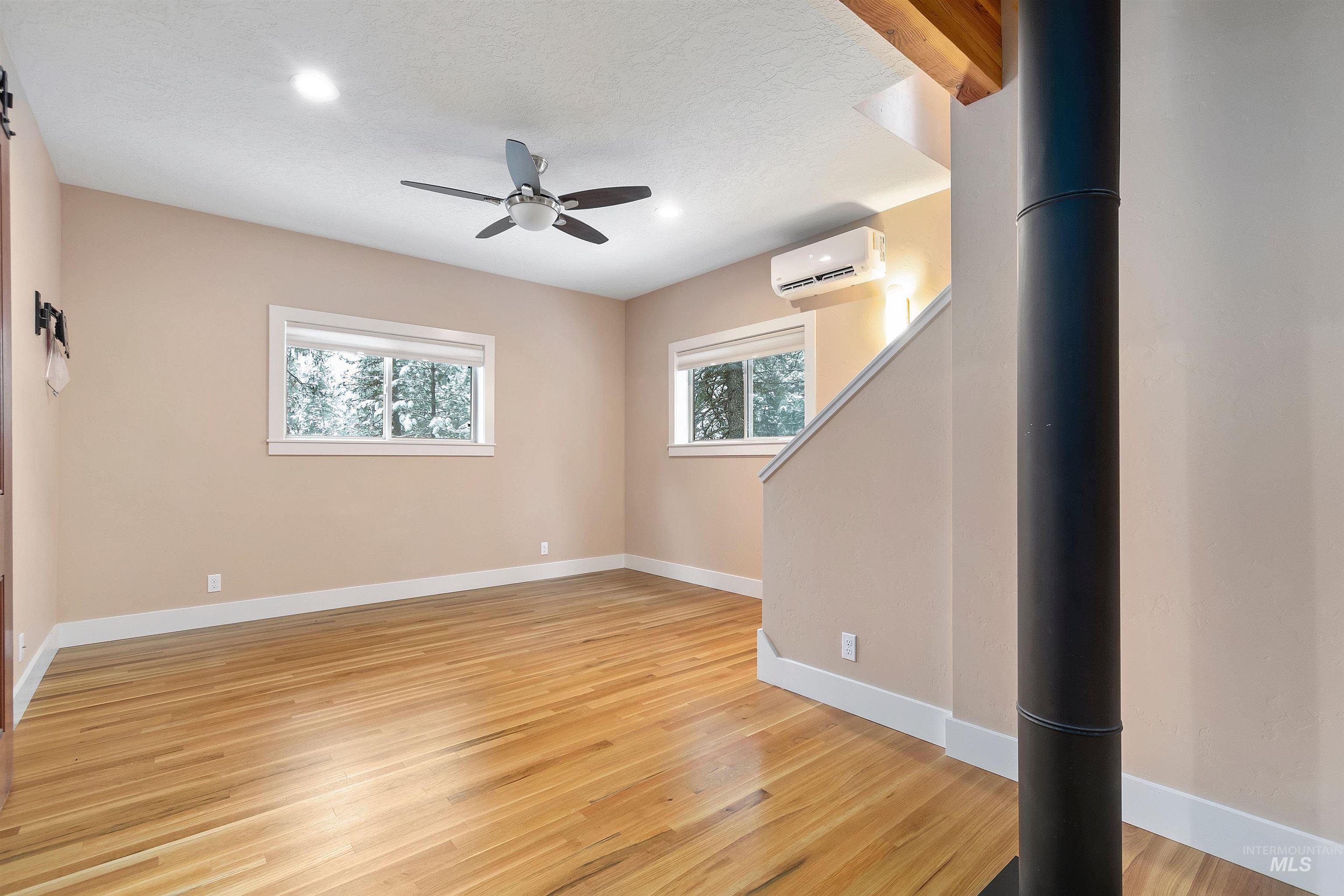 9 Crick Rd, Garden Valley, Idaho 83622-5129, 3 Bedrooms, 3.5 Bathrooms, Residential For Sale, Price $680,000,MLS 98969380