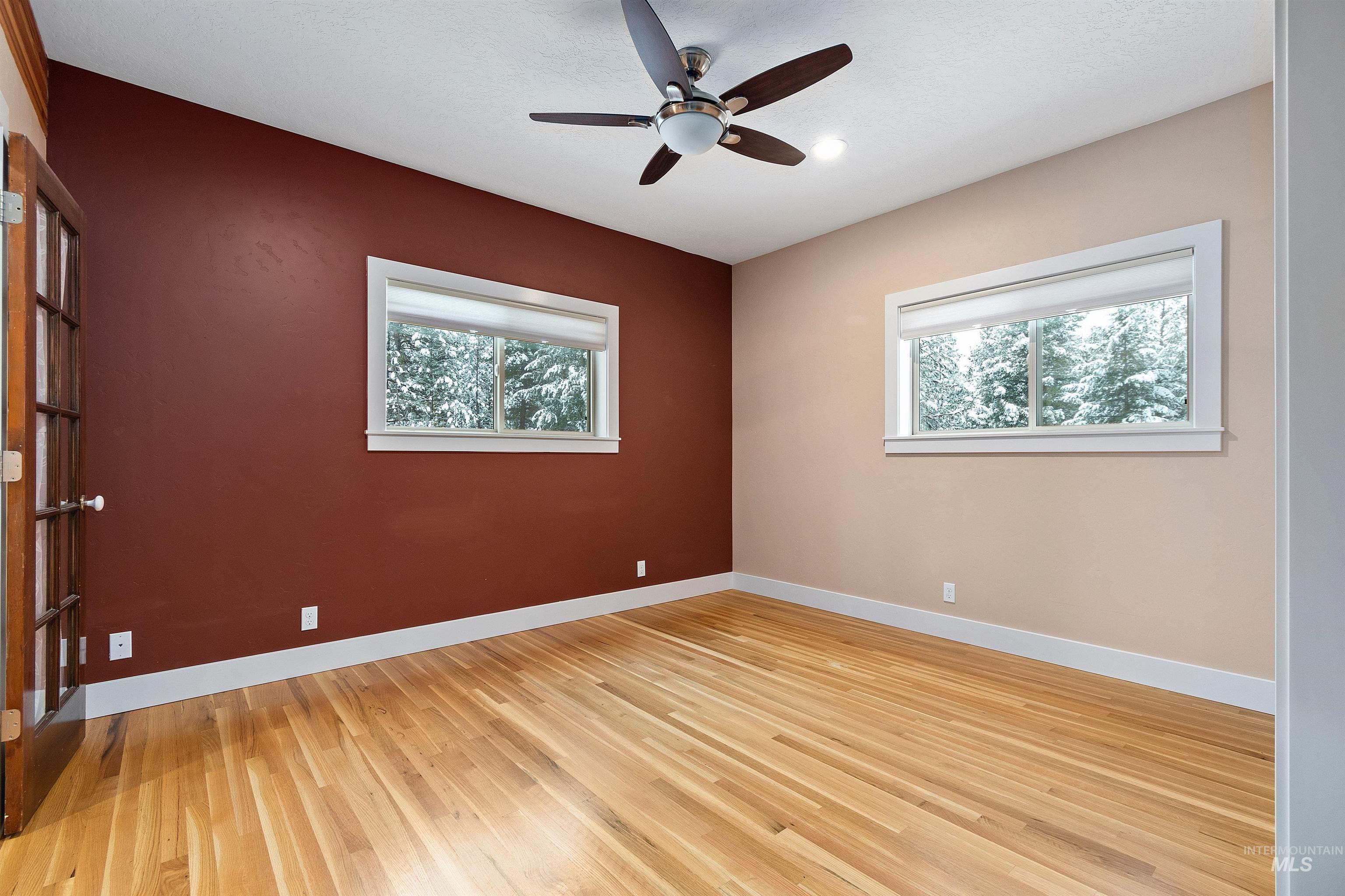 9 Crick Rd, Garden Valley, Idaho 83622-5129, 3 Bedrooms, 3.5 Bathrooms, Residential For Sale, Price $680,000,MLS 98969380