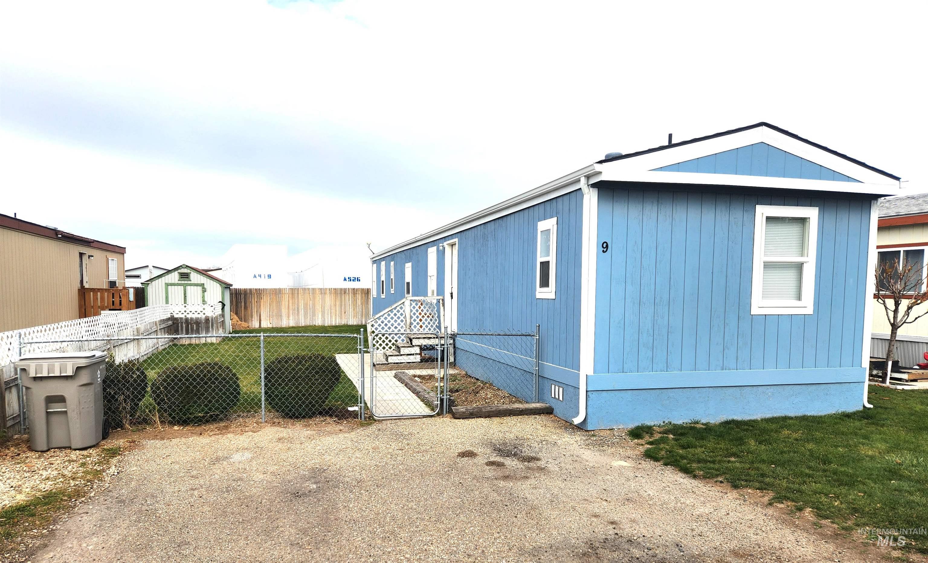 616 N. Kings Rd, Nampa, Idaho 83687, 3 Bedrooms, 2 Bathrooms, Residential For Sale, Price $99,900,MLS 98969383