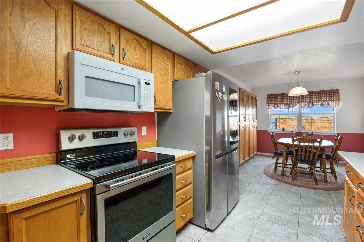 549 S 100 E, Jerome, Idaho 83338, 3 Bedrooms, 2 Bathrooms, Residential For Sale, Price $669,000,MLS 98969387