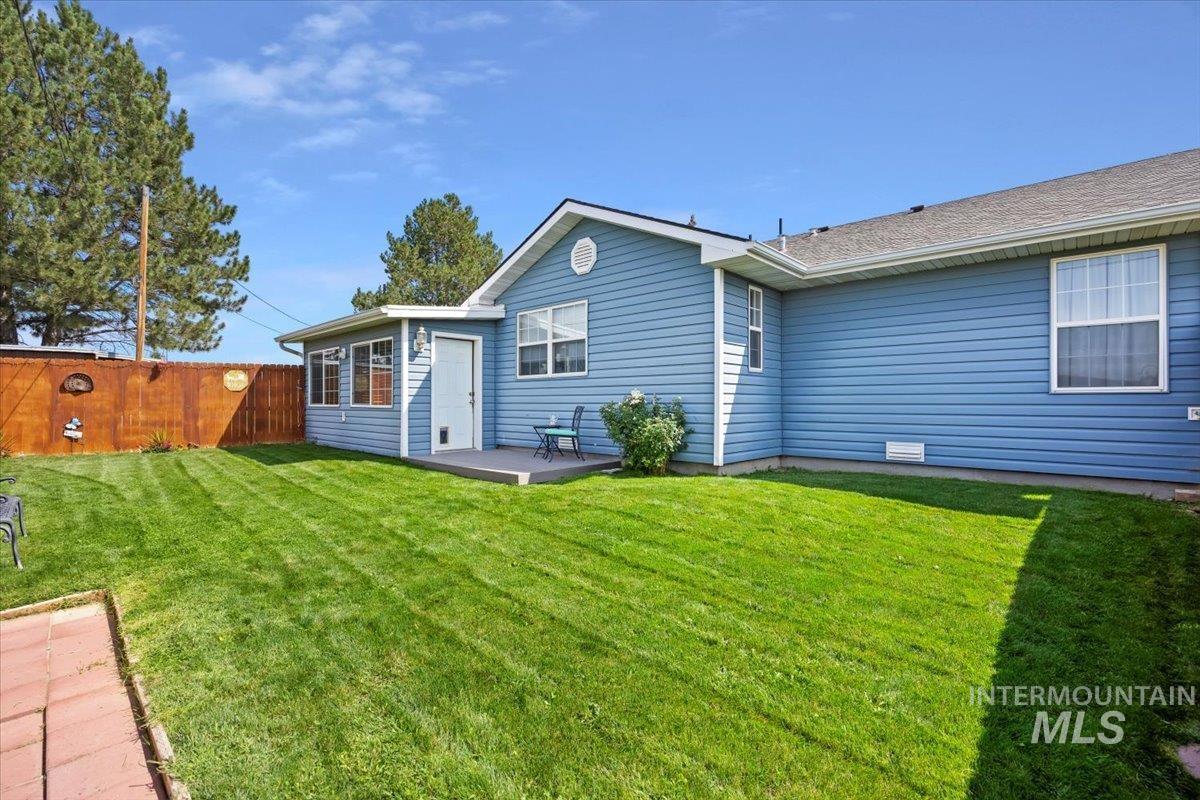 549 S 100 E, Jerome, Idaho 83338, 3 Bedrooms, 2 Bathrooms, Residential For Sale, Price $669,000,MLS 98969387