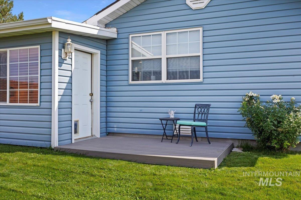 549 S 100 E, Jerome, Idaho 83338, 3 Bedrooms, 2 Bathrooms, Residential For Sale, Price $669,000,MLS 98969387