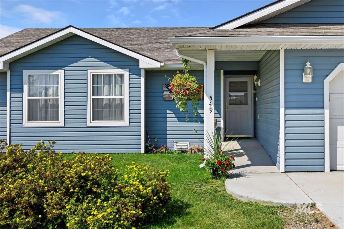 549 S 100 E, Jerome, Idaho 83338, 3 Bedrooms, 2 Bathrooms, Residential For Sale, Price $669,000,MLS 98969387