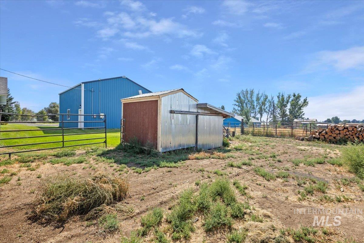 549 S 100 E, Jerome, Idaho 83338, 3 Bedrooms, 2 Bathrooms, Residential For Sale, Price $669,000,MLS 98969387