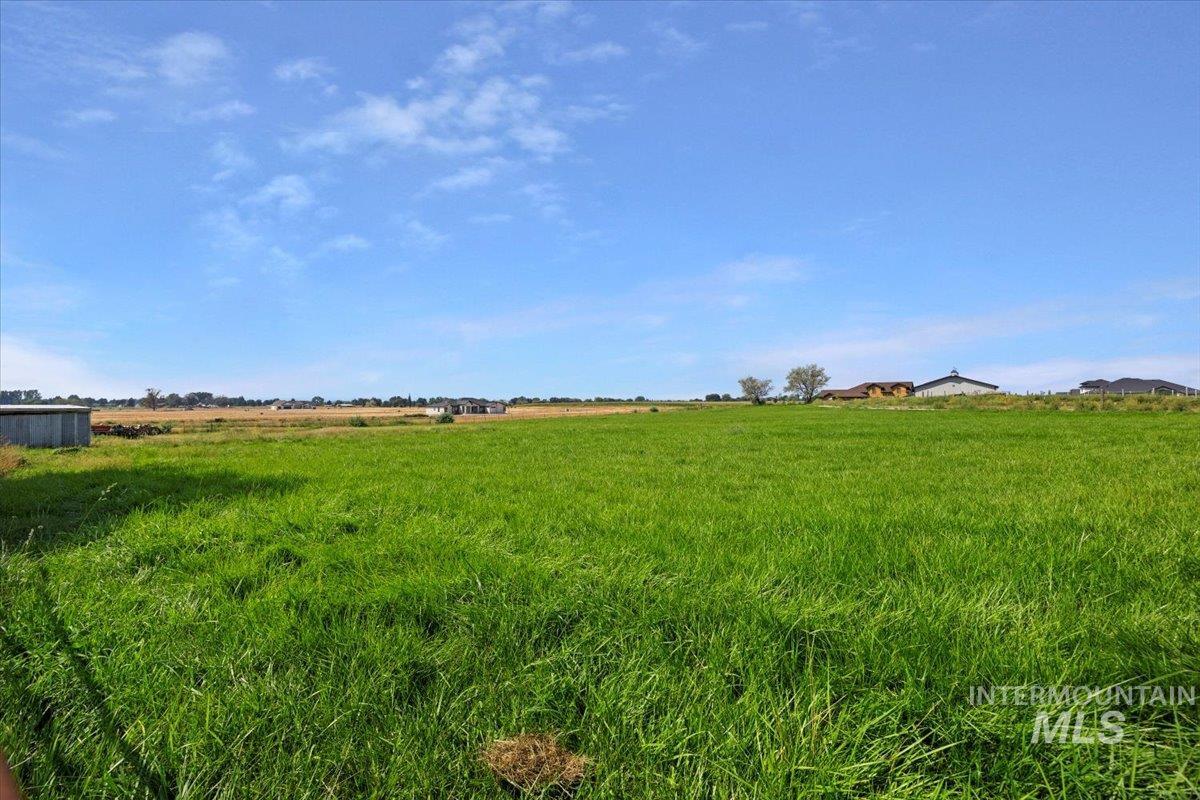 549 S 100 E, Jerome, Idaho 83338, 3 Bedrooms, 2 Bathrooms, Residential For Sale, Price $669,000,MLS 98969387