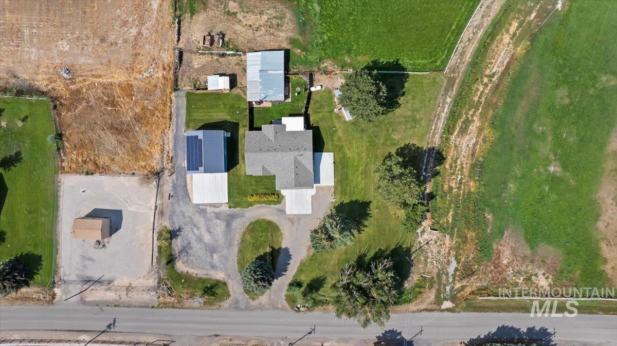 549 S 100 E, Jerome, Idaho 83338, 3 Bedrooms, 2 Bathrooms, Residential For Sale, Price $669,000,MLS 98969387