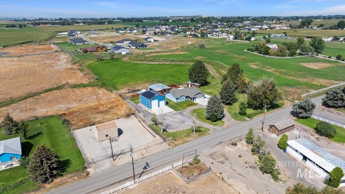 549 S 100 E, Jerome, Idaho 83338, 3 Bedrooms, 2 Bathrooms, Residential For Sale, Price $669,000,MLS 98969387