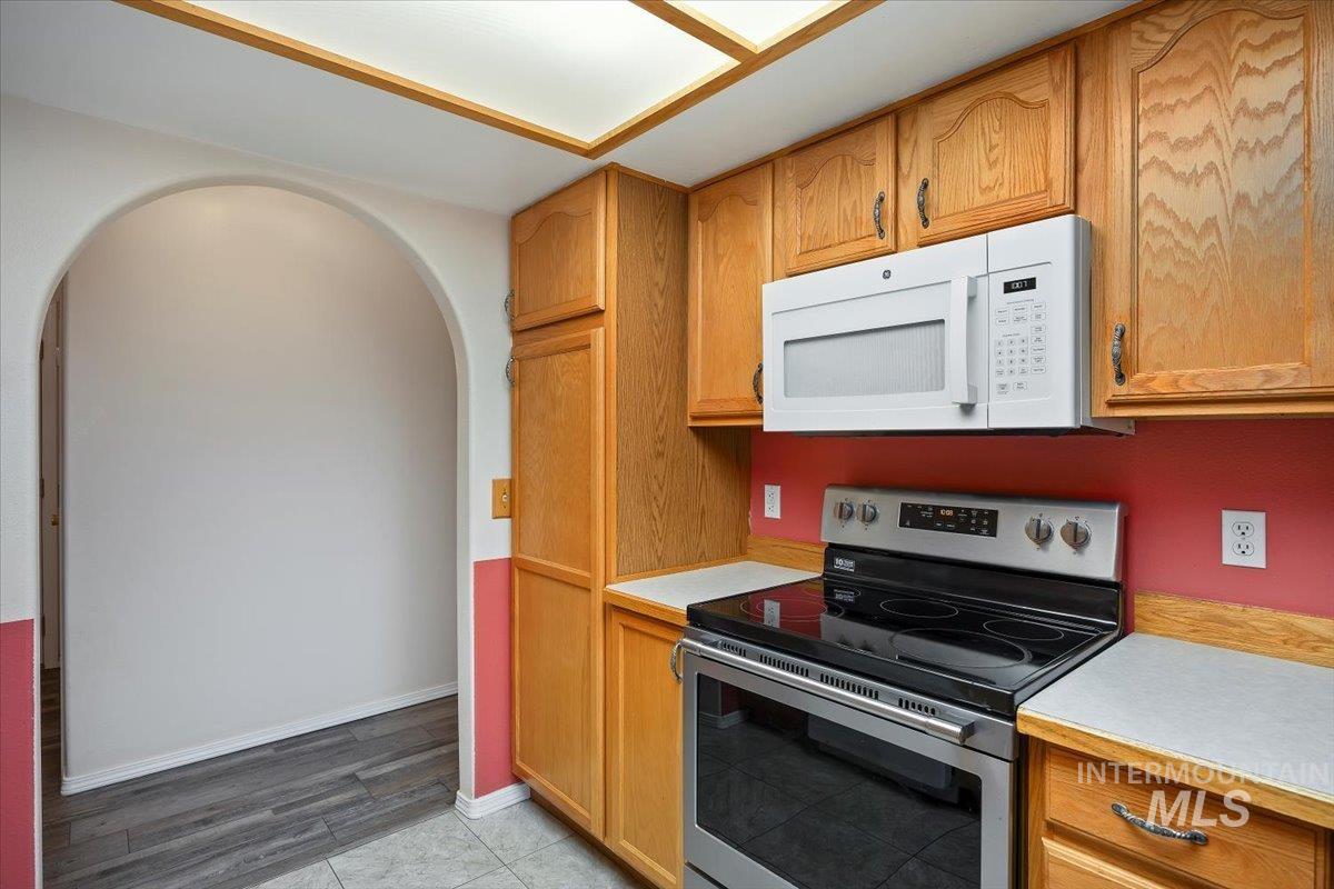 549 S 100 E, Jerome, Idaho 83338, 3 Bedrooms, 2 Bathrooms, Residential For Sale, Price $669,000,MLS 98969387