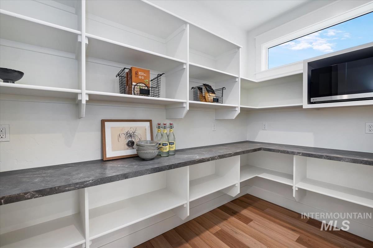 7272 W Cibeco St, Eagle, Idaho 83616, 4 Bedrooms, 3.5 Bathrooms, Residential For Sale, Price $964,900,MLS 98969388