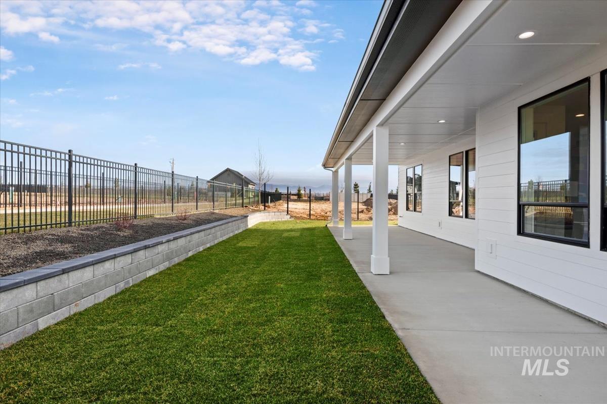 7272 W Cibeco St, Eagle, Idaho 83616, 4 Bedrooms, 3.5 Bathrooms, Residential For Sale, Price $964,900,MLS 98969388