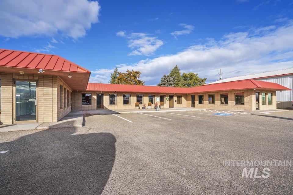 1157 SW 4th Ave, Ontario, Oregon 97914, Business/Commercial For Sale, Price $300,000, 98969389